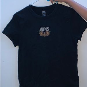 vans kids xl tee. fits s-m girl!